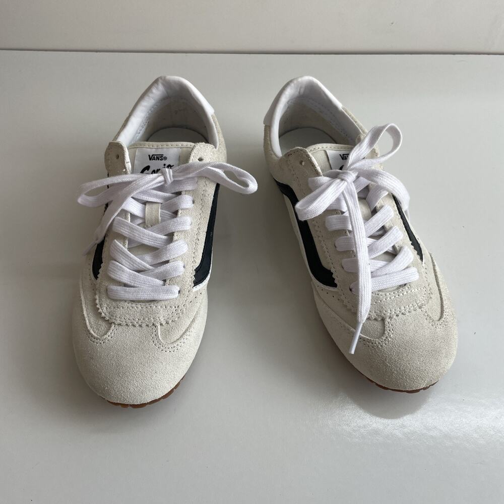 Vans Women’s 7.5 Super Lowpro Sneakers Marshmallow White Suede Shoes 2025 EUC